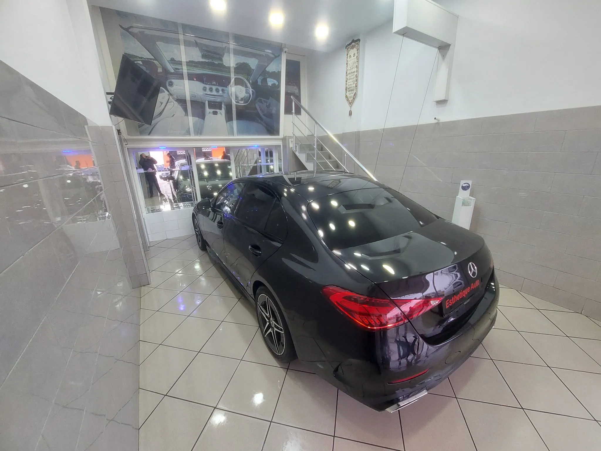 Mercedes-Benz C 180 - AMG - Tel 98479647