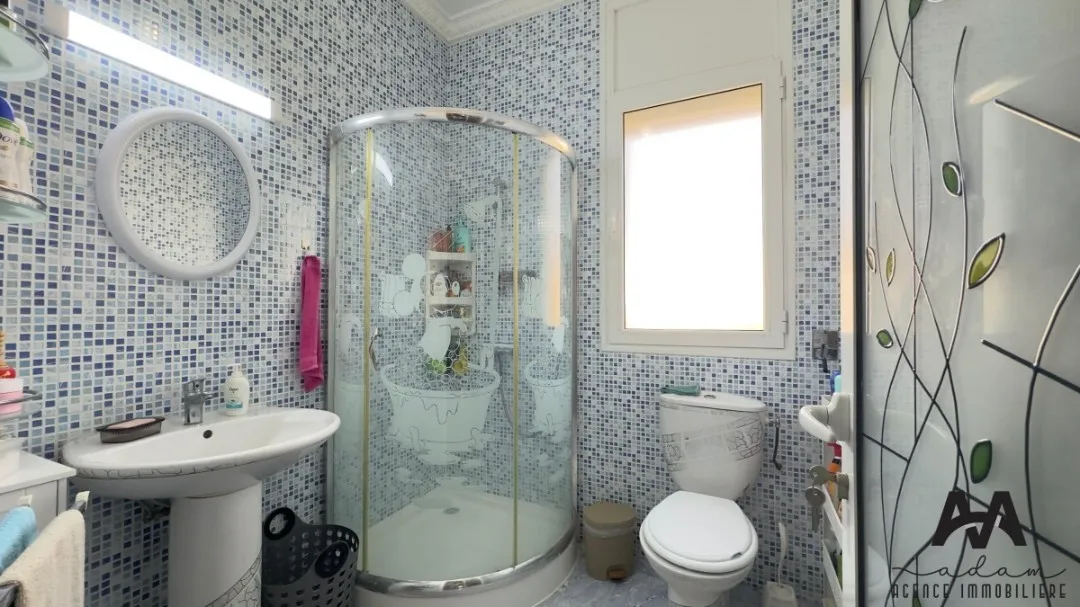 Villa S+5 en duplex à Beni Khiar Plage