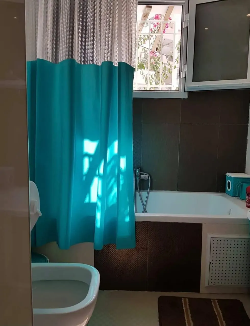  Appartement S+2 rez de chaussée près de la mer a chott meriem.