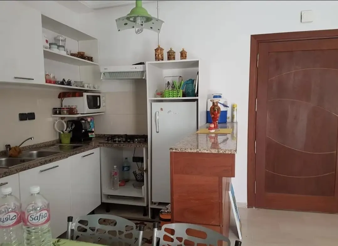  Appartement S+2 rez de chaussée près de la mer a chott meriem.