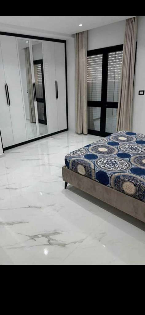 🏢 Appartement Haut Standing à Louer – Khzema
