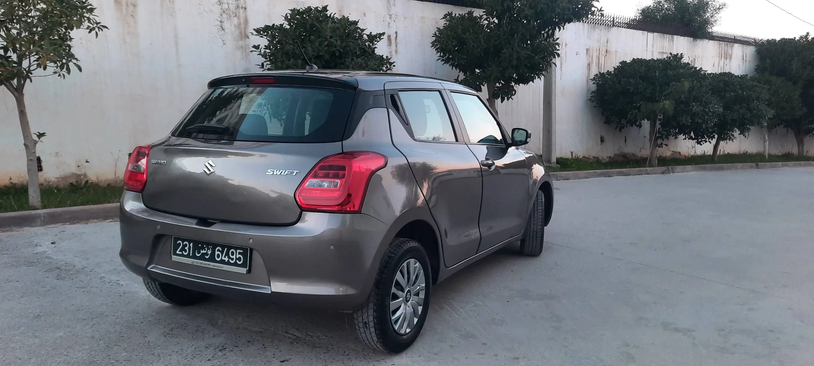 Suzuki swift etat origine 4cylindres 5cv essence 1.2L km :86000Tl:28431642