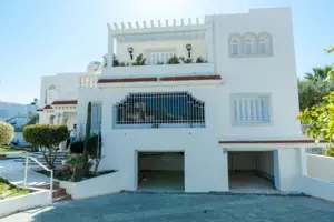 Une luxueuse villa à vendre dans un emplacement stratégique à kantaoui