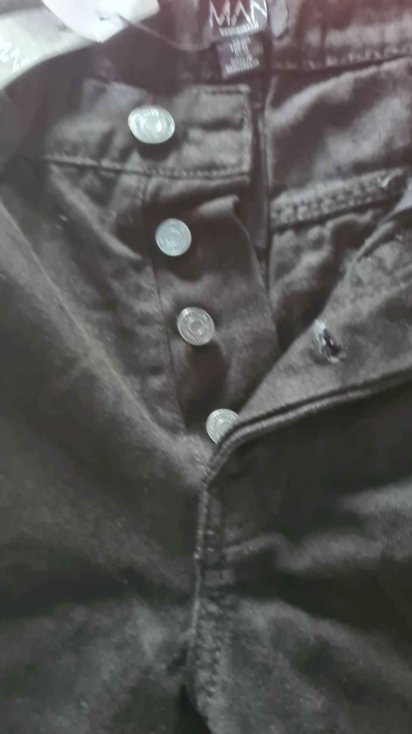 Pantalon taille 31/33 neuf et importée