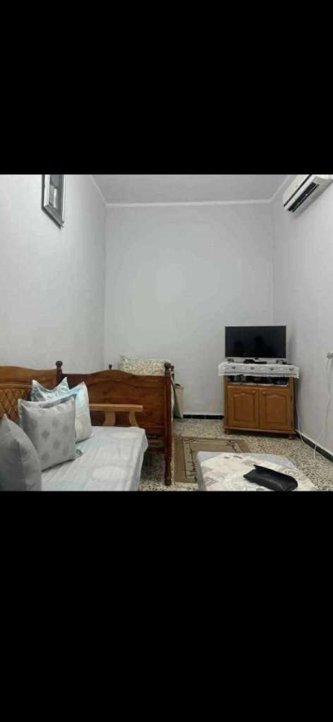 A vendre maison indépendante située  a akouda