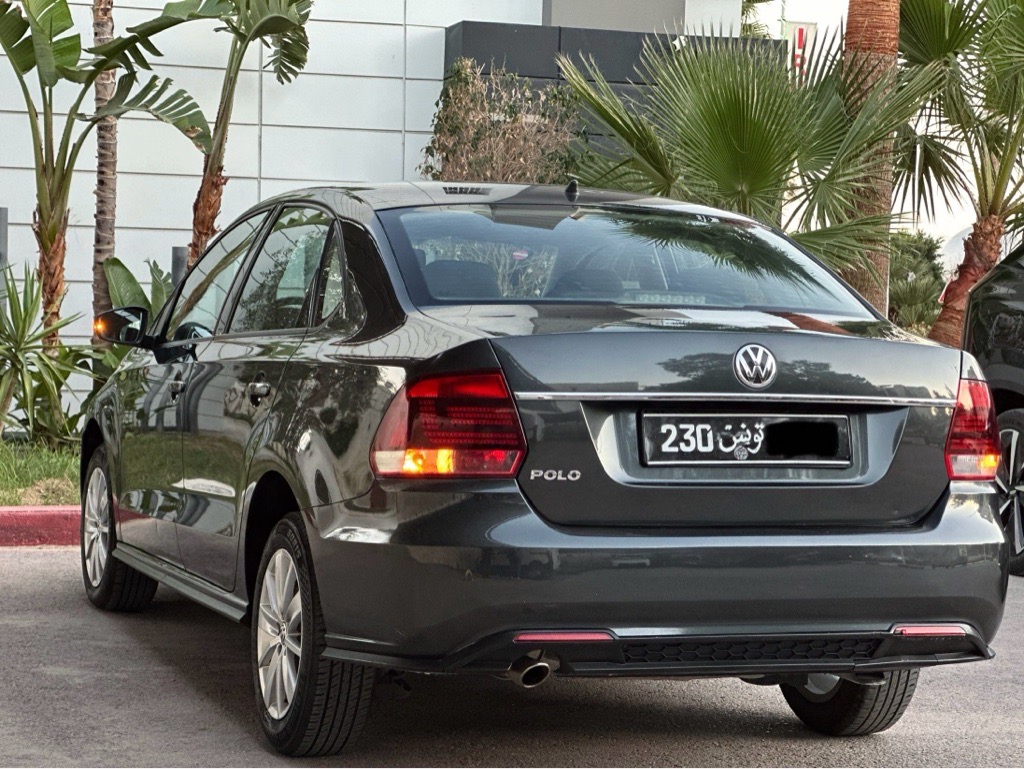 POLO SEDAN HIGHLINE 2022