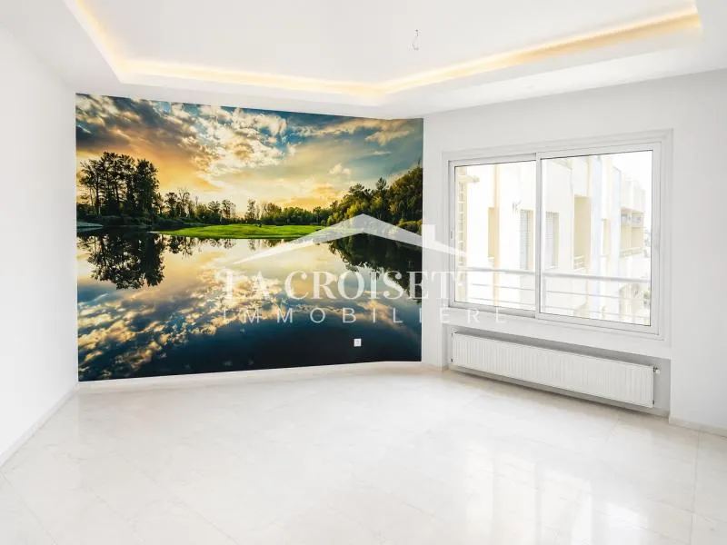 Appartement S+4 avec piscine au Lac2 MAL4307