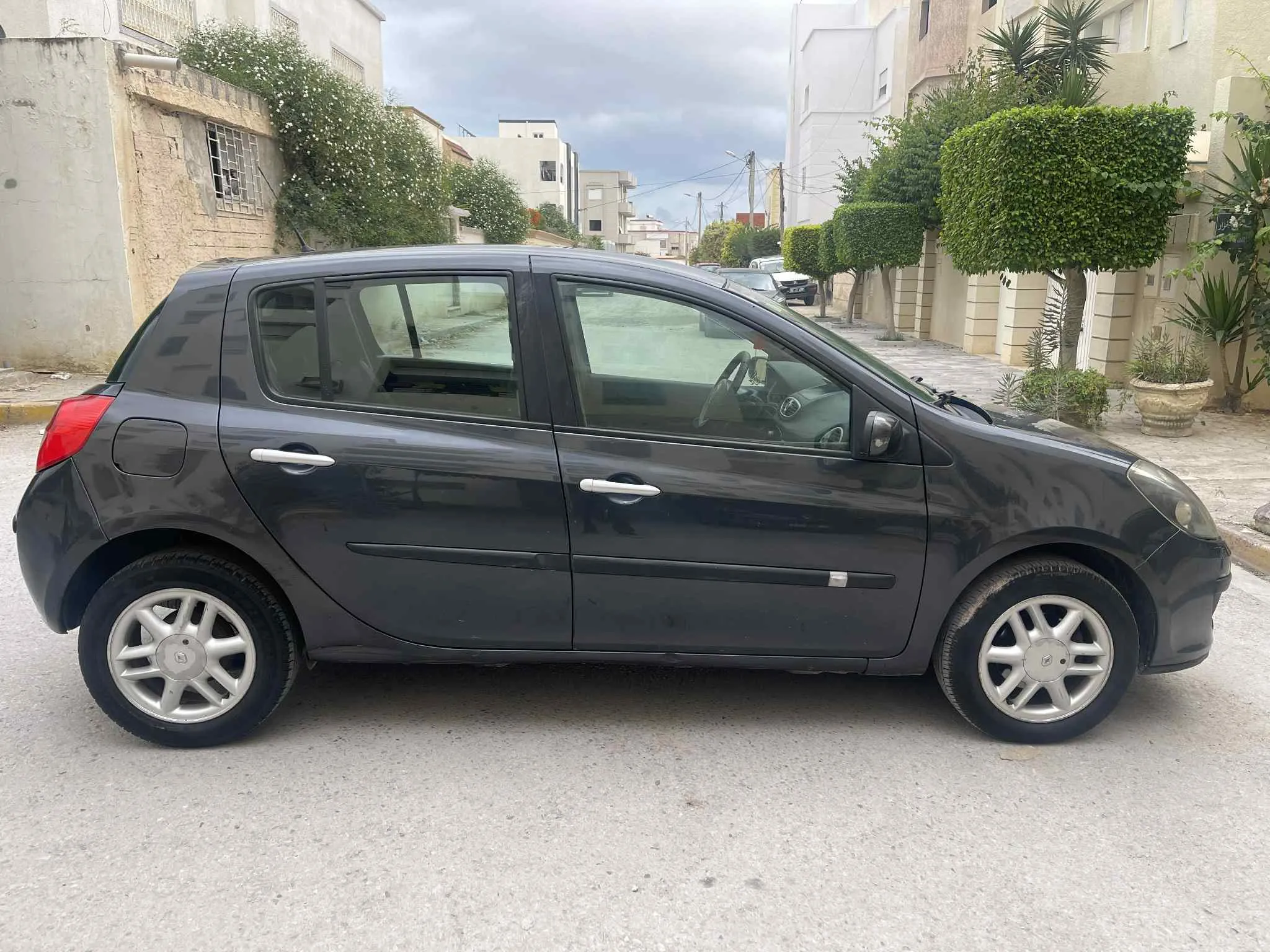 RENAULT CLIO 2009