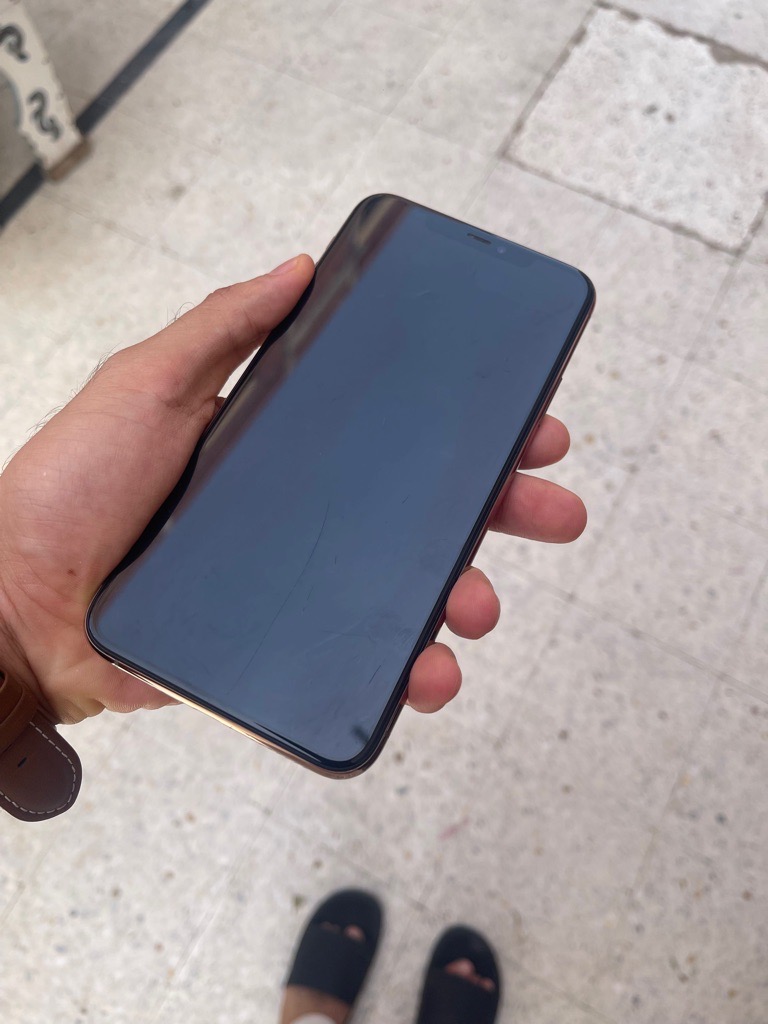 Iphone 11 pro max gold