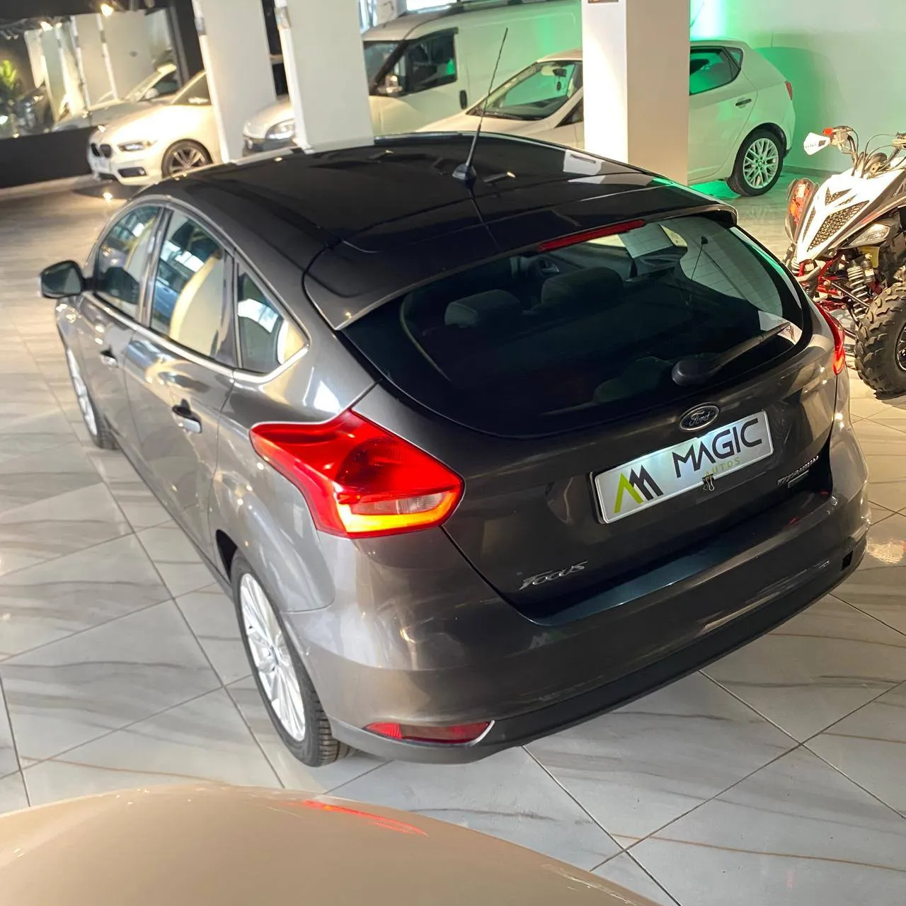 FORD FOCUS