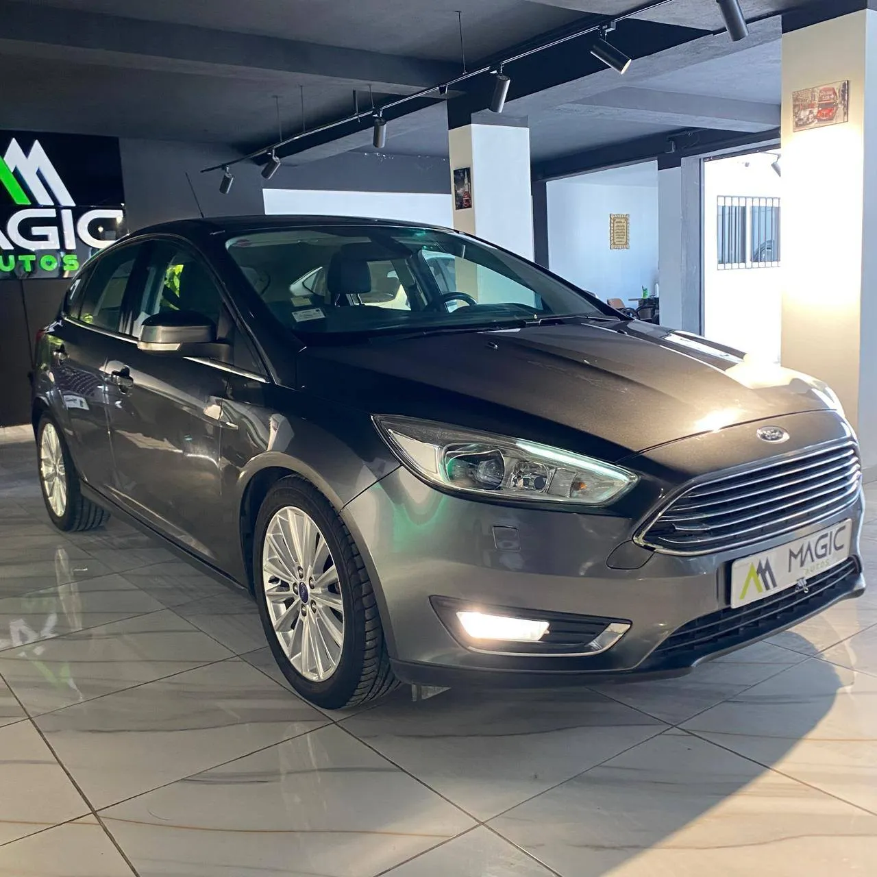 FORD FOCUS