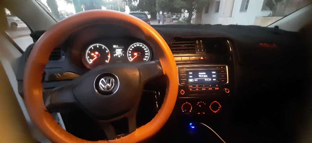 Excellente polo sedan