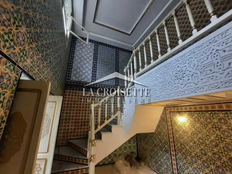 Villa s4 meublée avec piscine à Gammarth MVL0514