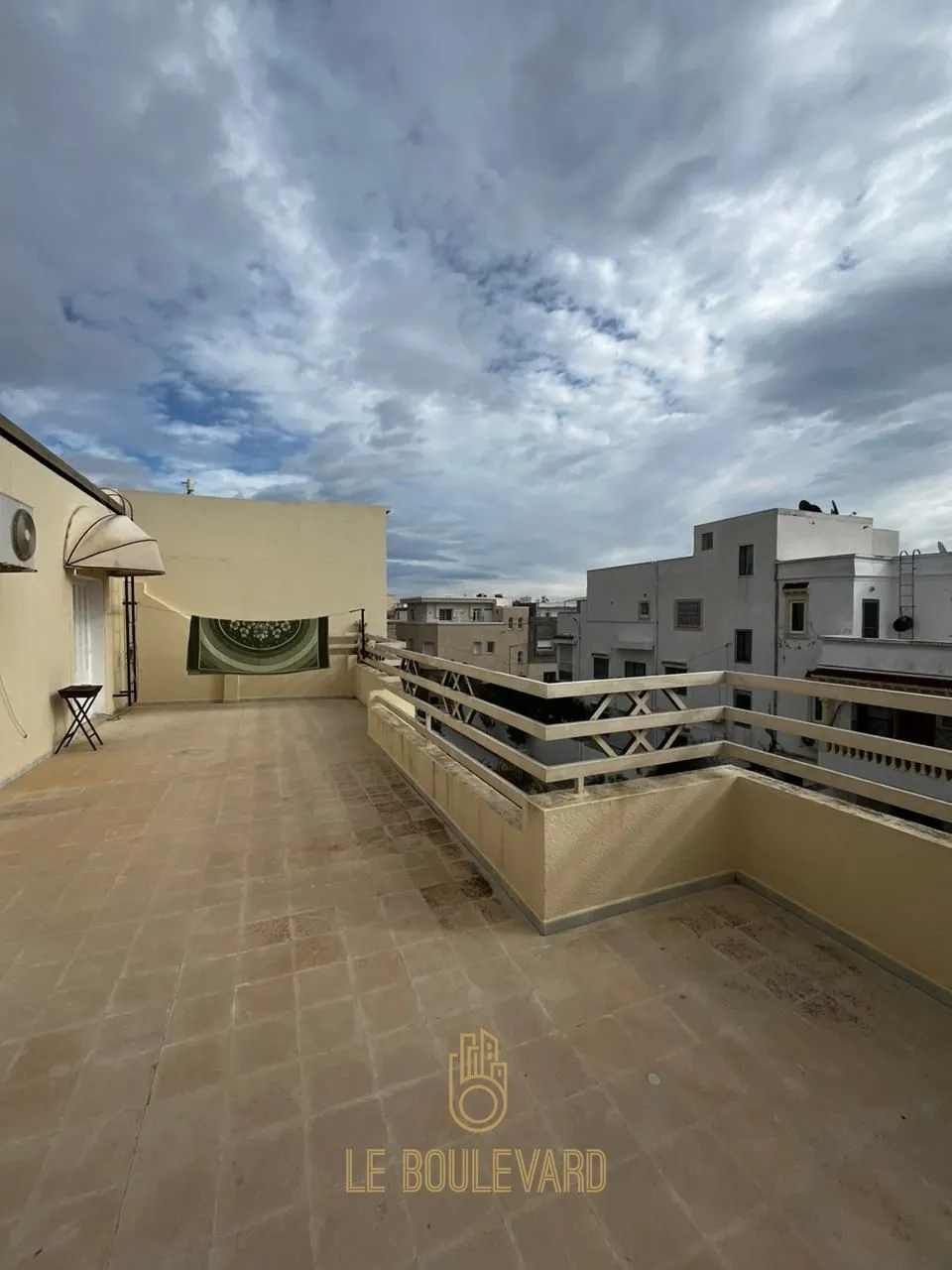 A Louer Etage De Villa S+2 Meublé à Oued Souhil, Nabeul