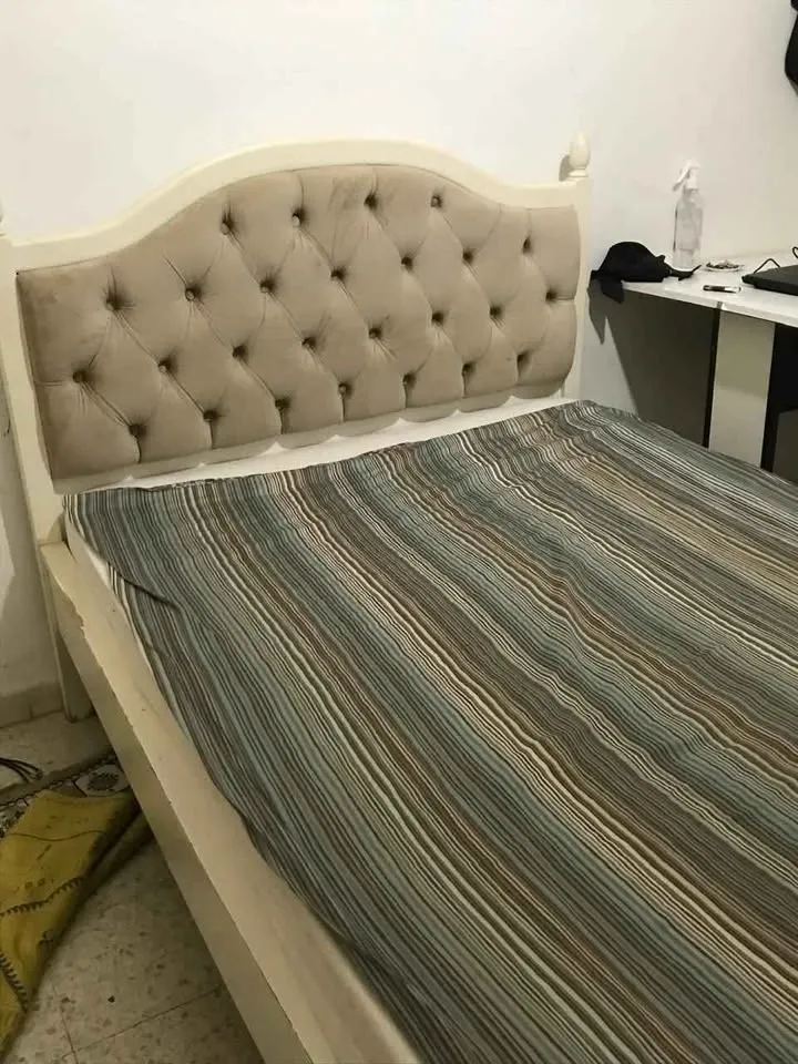 A vendre chambre de nuit pour garçon
