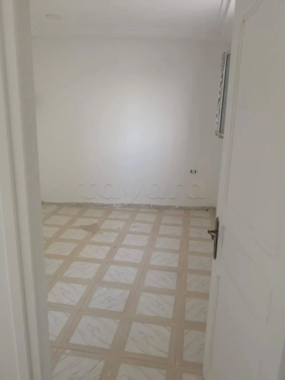une maison S+2 situé à Ennasr2
