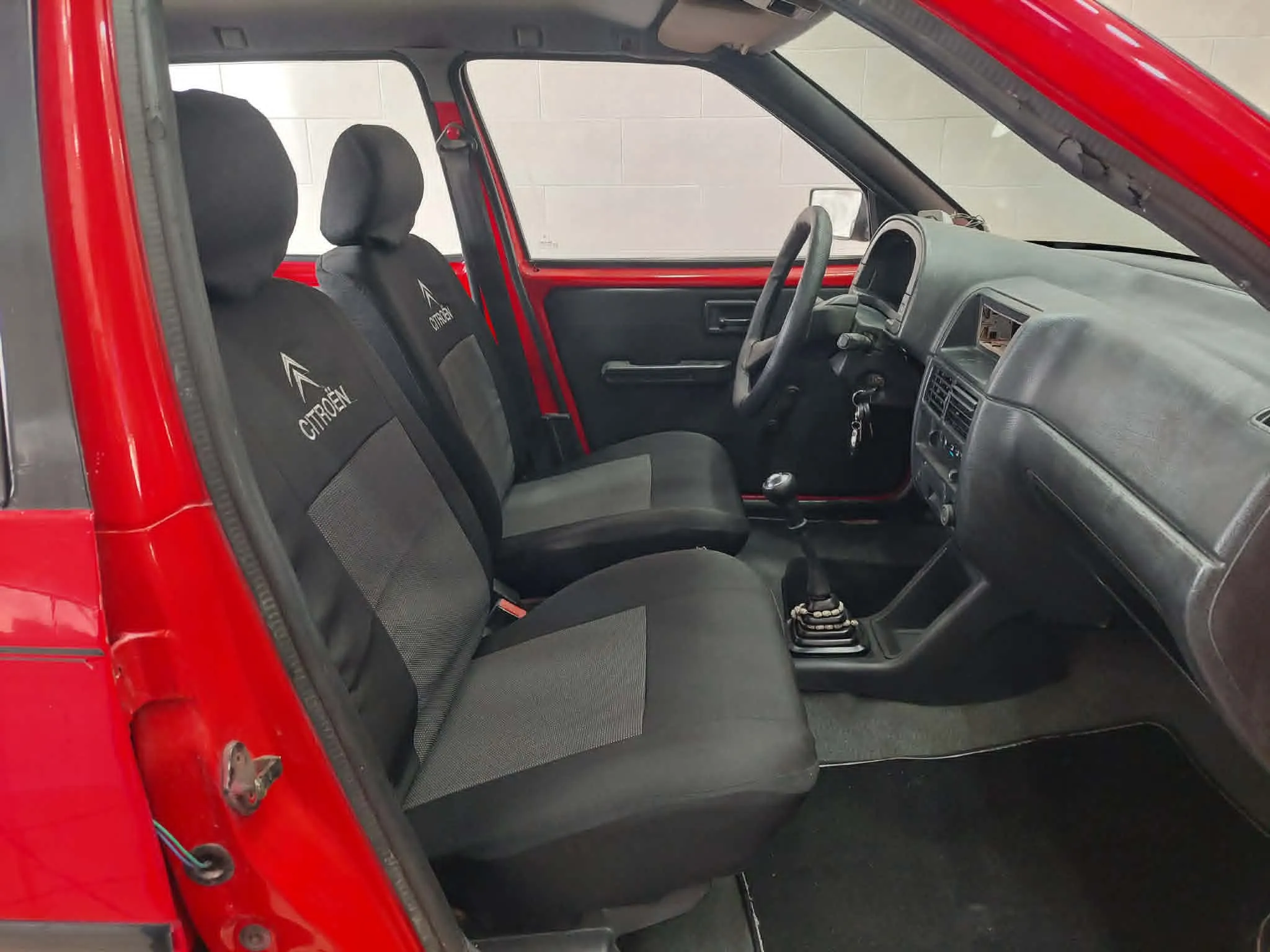 AV CITROËN AX 1996 PREMIÈRE MAIN - TEL 98479647 