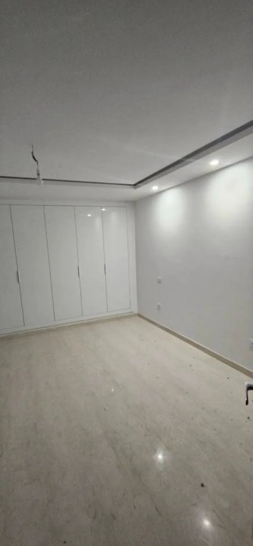 Location S1 vide ou meublé à El Menzah 9C 