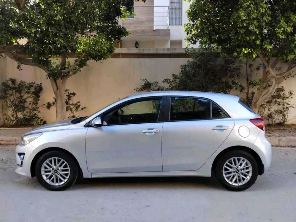 KIA RIO COUPÉ PREMIÈRE MAIN TRÈS PROPRE