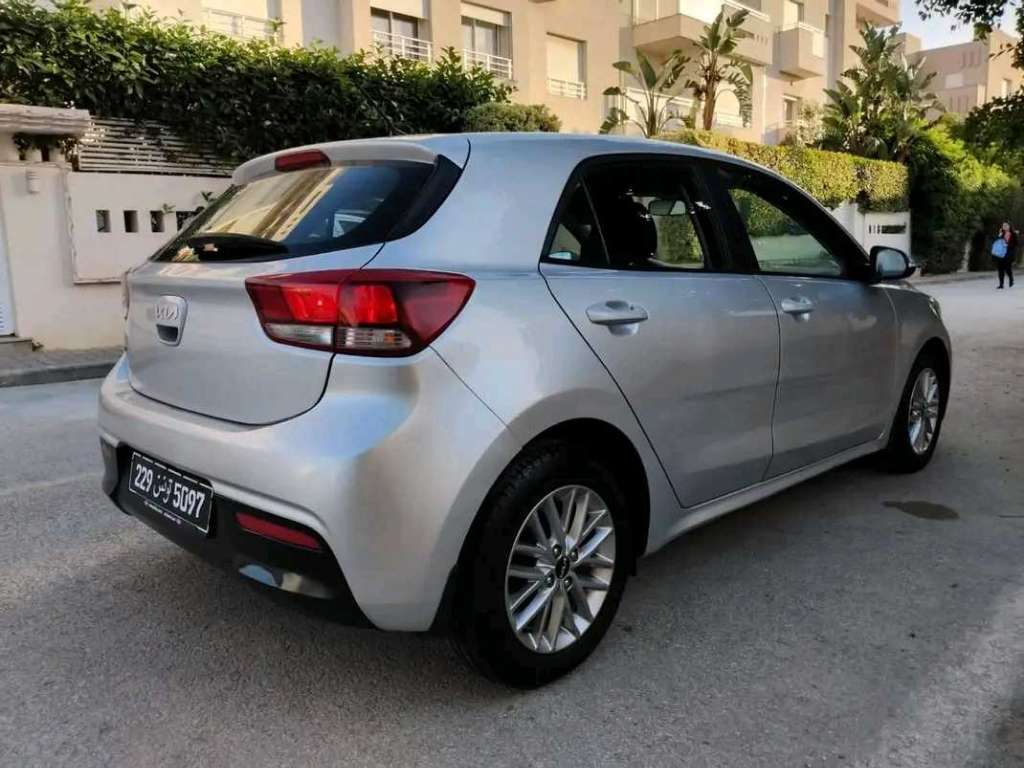 KIA RIO COUPÉ PREMIÈRE MAIN TRÈS PROPRE