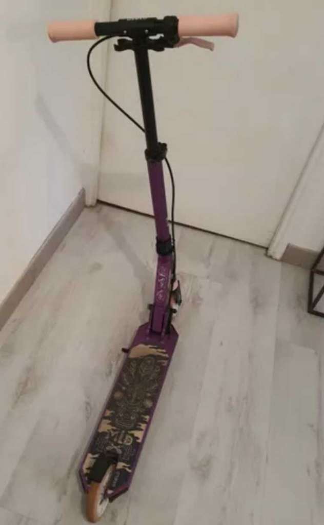 Trotinette oxelo Neuf mid5 2025