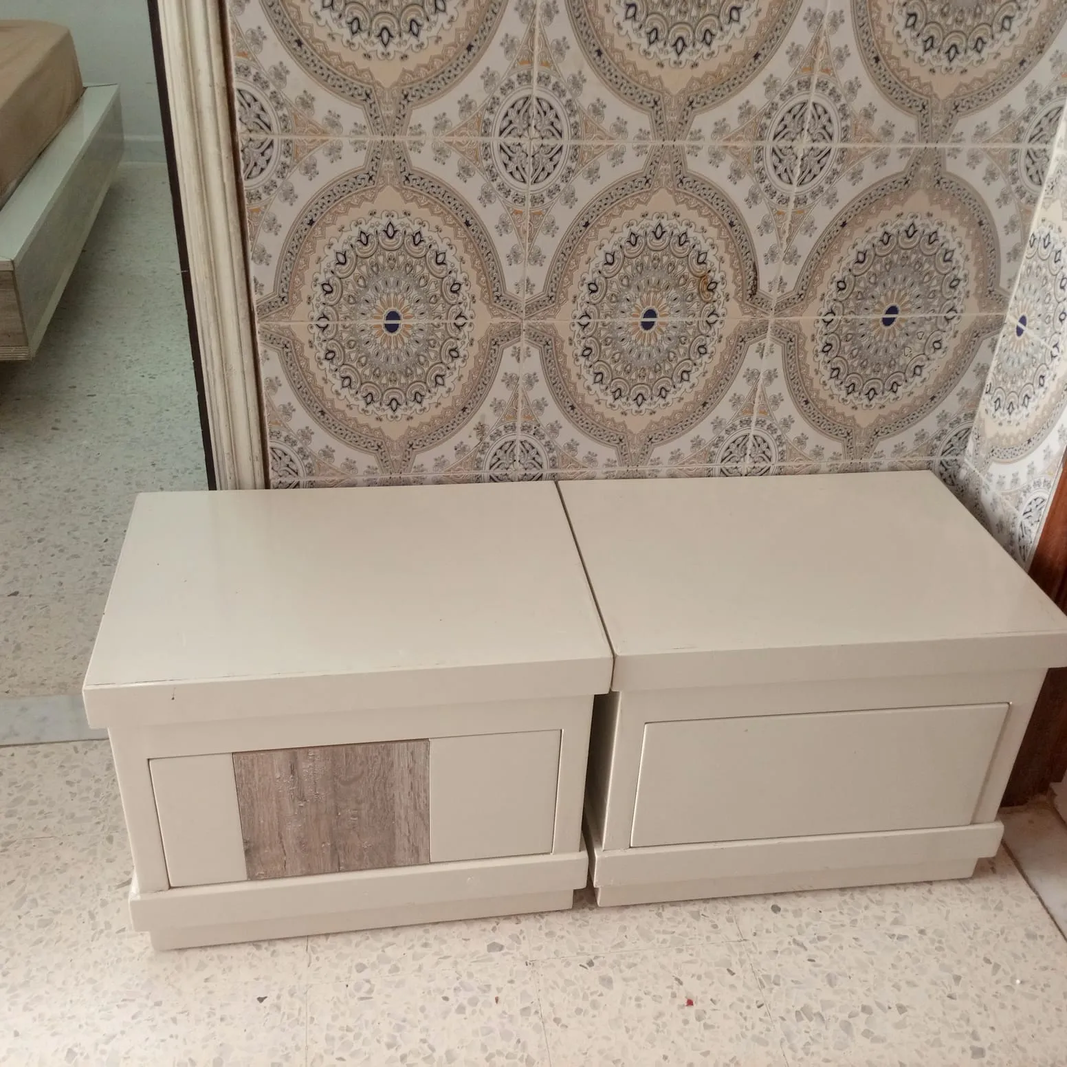 chambre a coucher en bois bonne etat