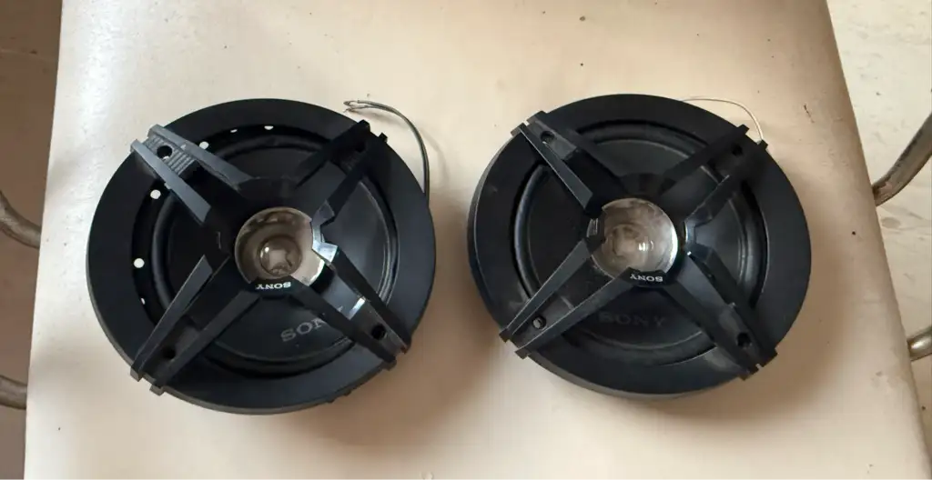 Post Kenwood KDC-BT6544U