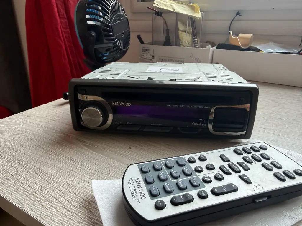 Post Kenwood KDC-BT6544U