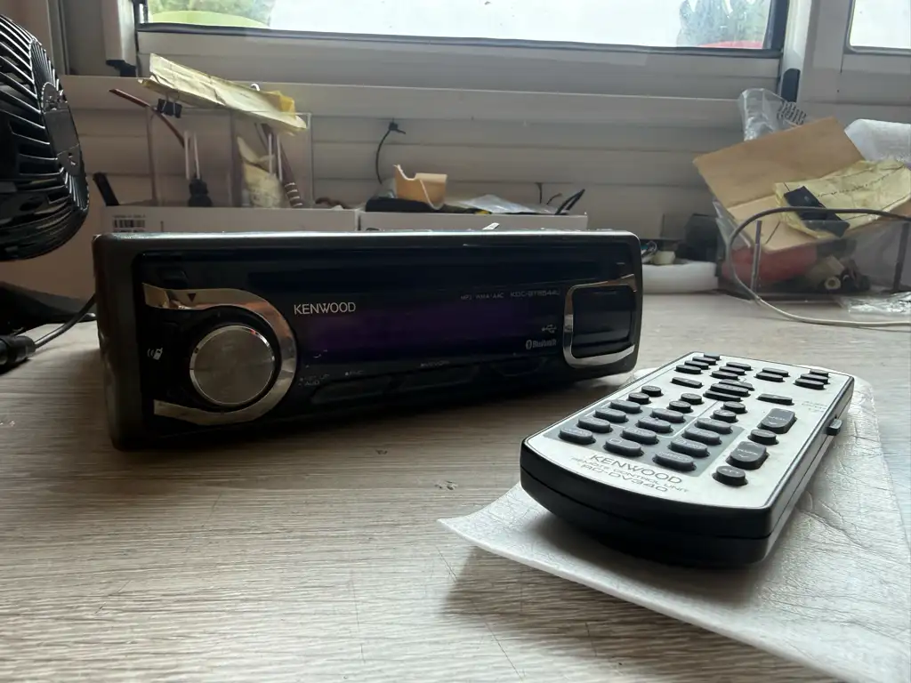 Post Kenwood KDC-BT6544U