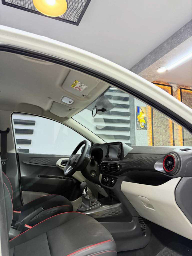 Hyndai Grand i 10 