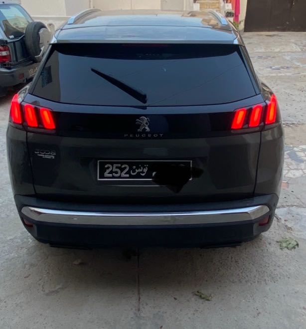 Peugeot 3008 comme neuf 
