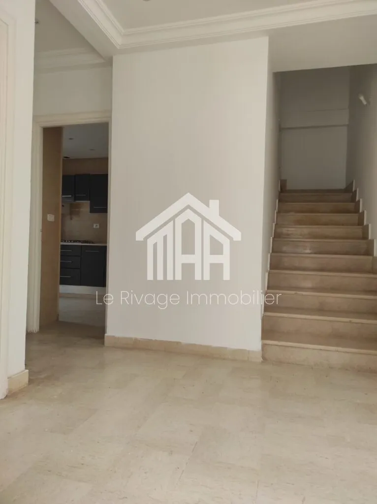 un duplex S5 avec jardin