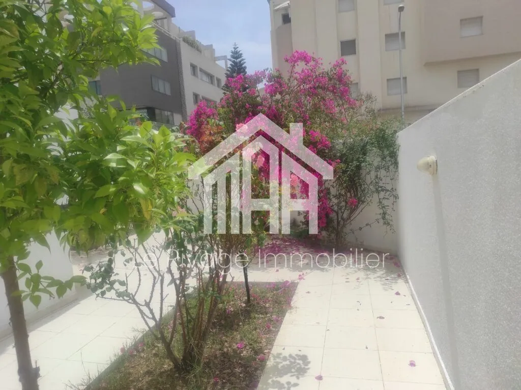 un duplex S5 avec jardin