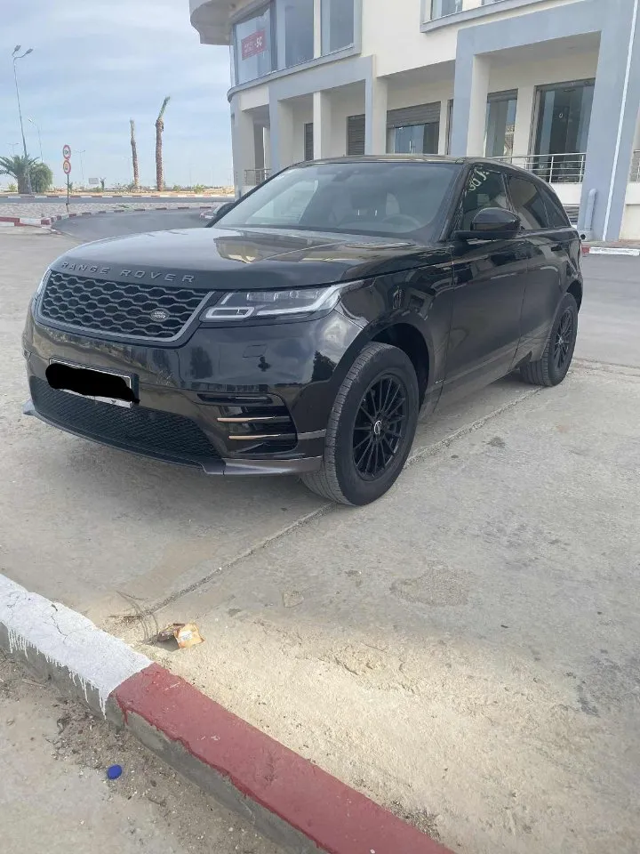 A vendre Range rover Velar R-Dynamique
