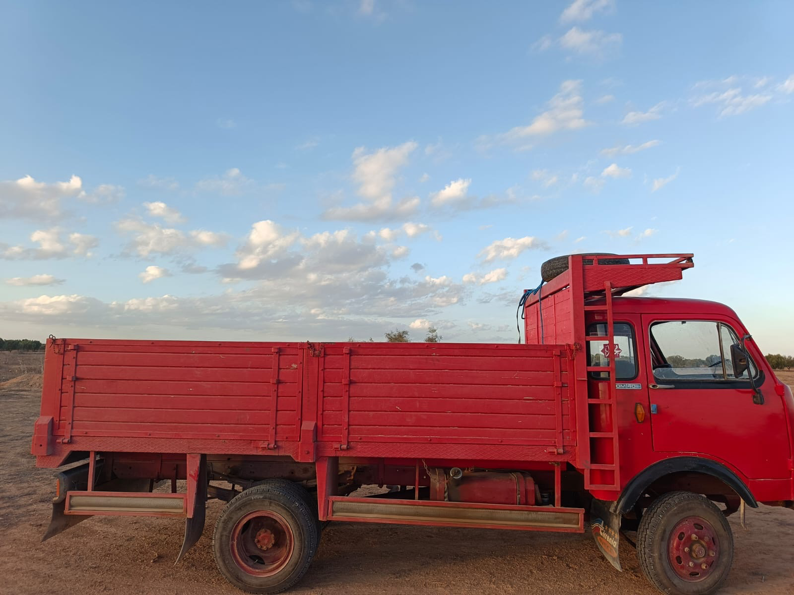 A vendre camion Om 40