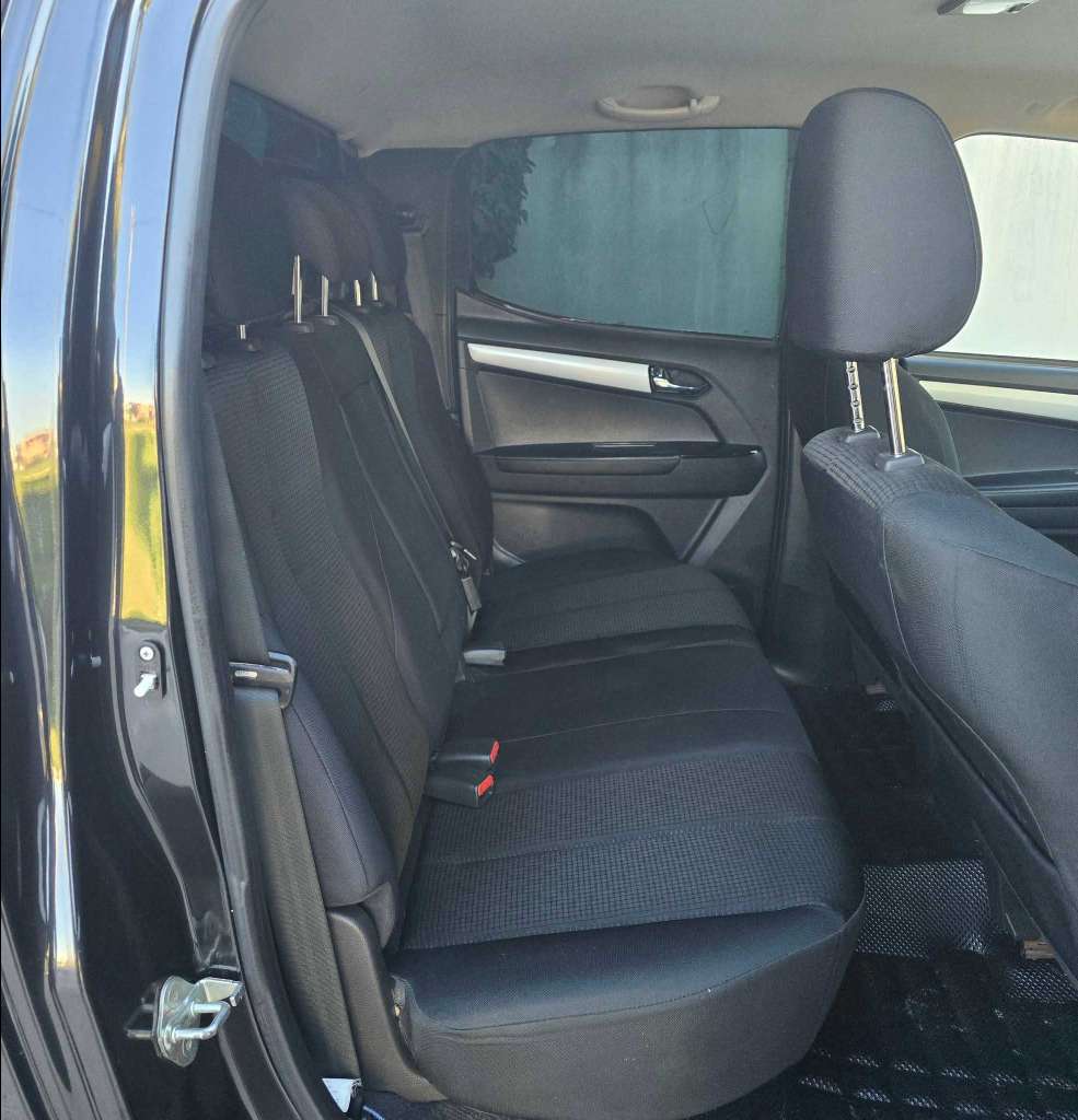 ⛔️ D-MAX LS  2021 4x4  خليجية) 2.5) ⛔️ 
     On accepte l'échange des voitures 
Affaire Auto ☎️ 
