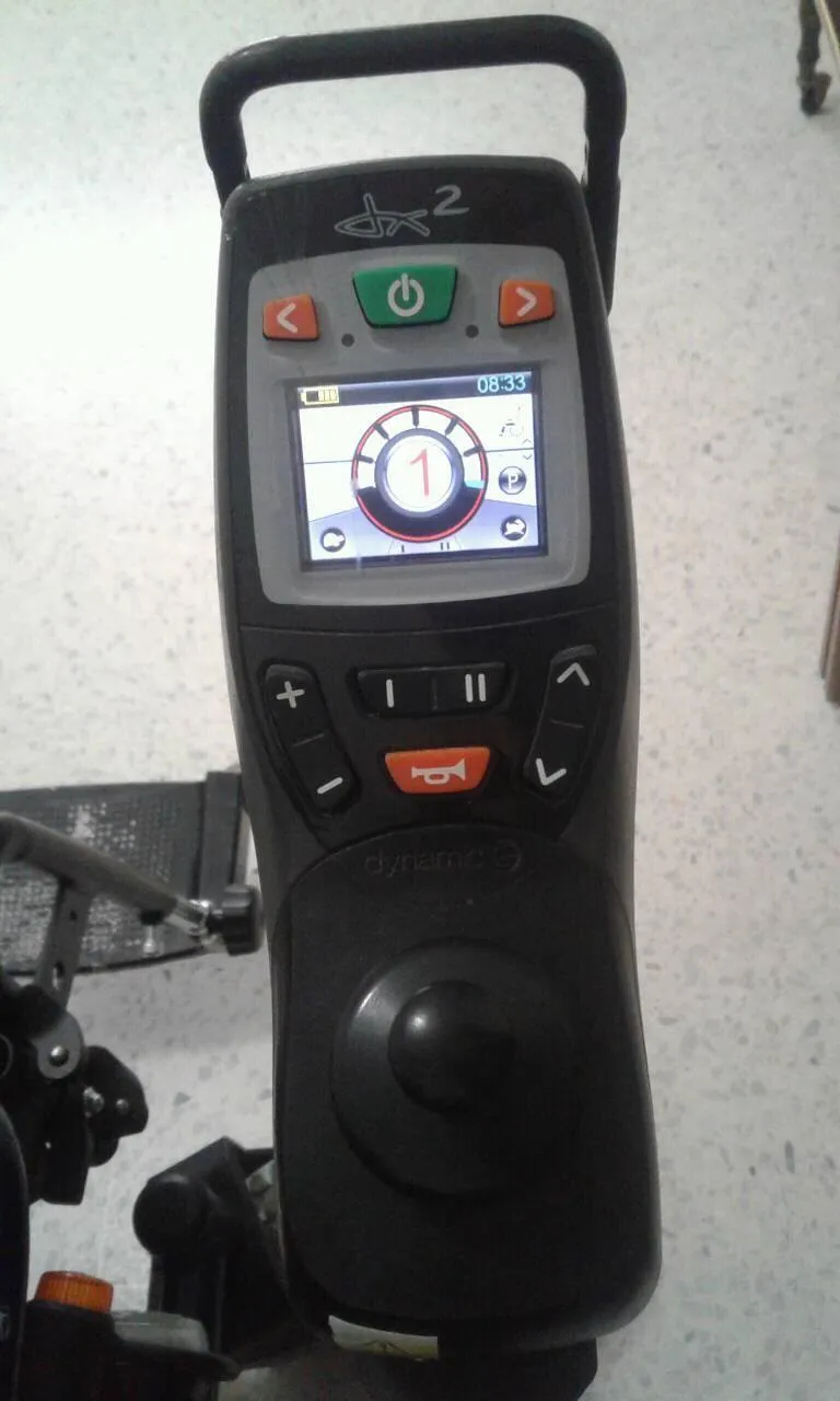 chaise roulant électrique pour handicapé