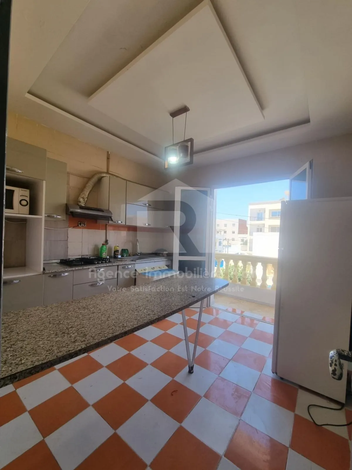 À LOUER (Courte durée) – Appartement S+2 à la Résidence La Vague, Soviva