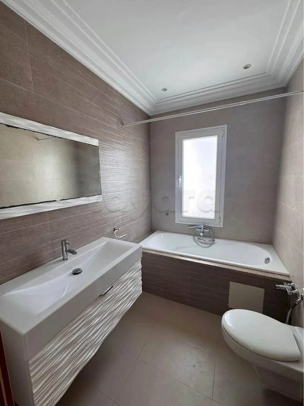 appartement a louer dans une immeuble prive