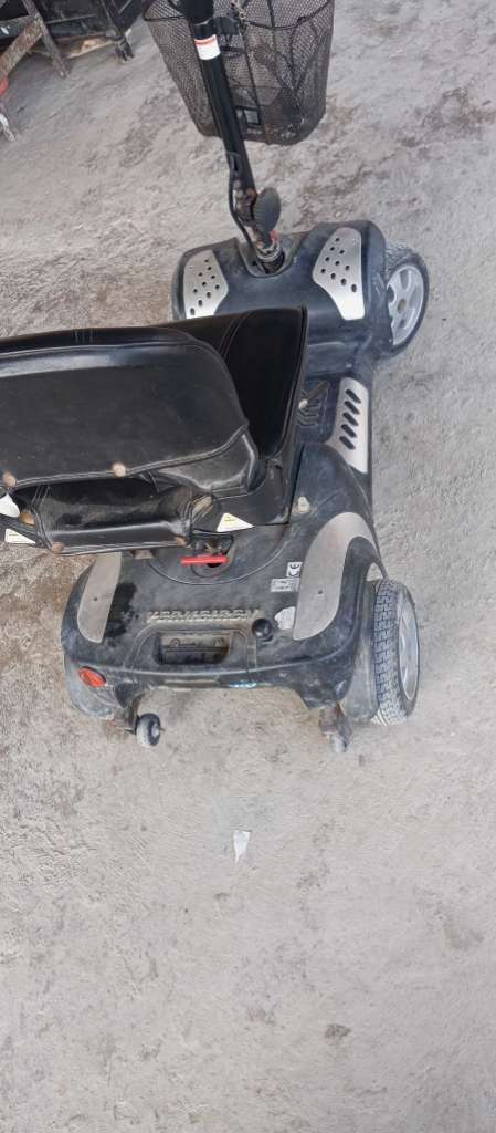 Scooter électrique pour handicapé