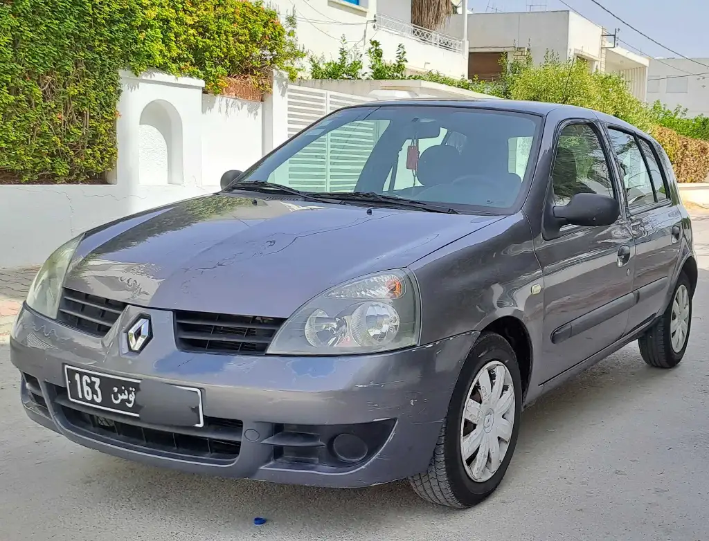 Clio campus 97.233.802 1ér main ✋️