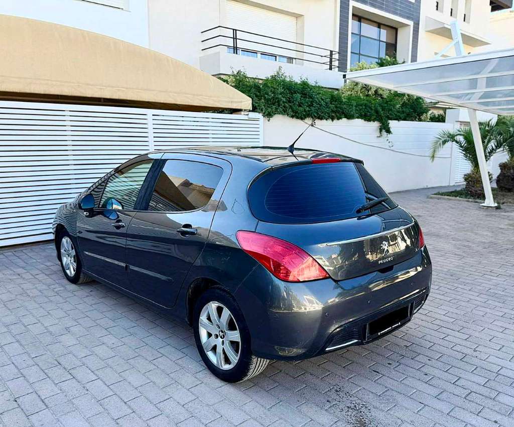 PEUGEOT 308 NOUVEAU