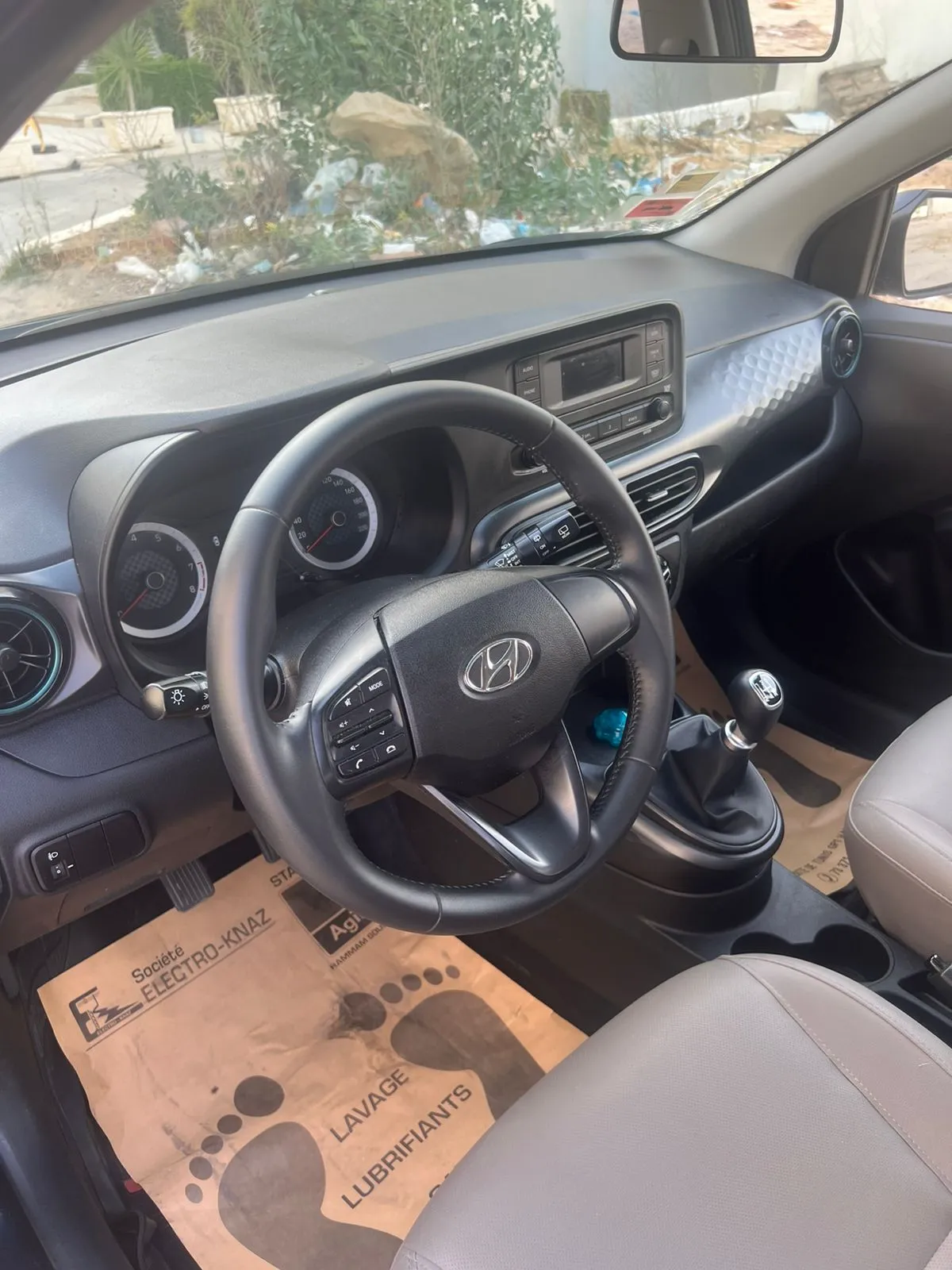 Voiture neuf avendre 