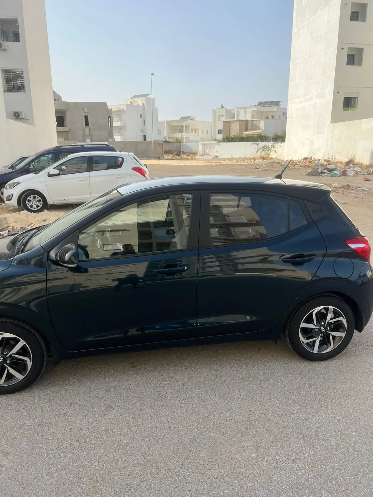 Voiture neuf avendre 