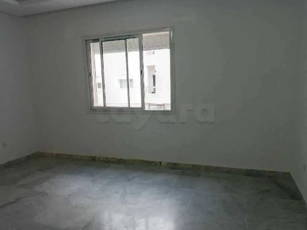 un appartement s+1 au 1er étage (sans ascenseur) a vendre a Ennacer Prés de Slim School