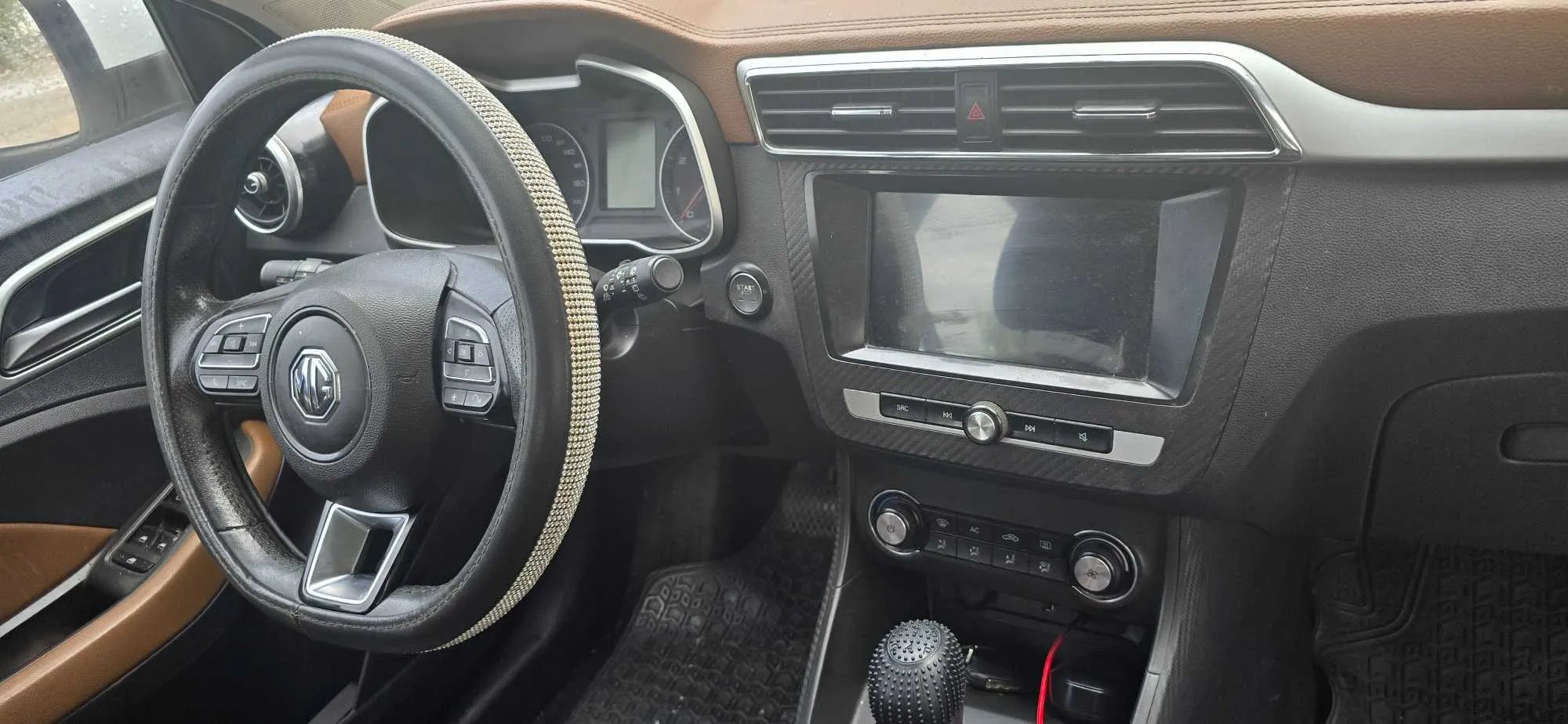 MG ZS 1.5 Luxury BVA