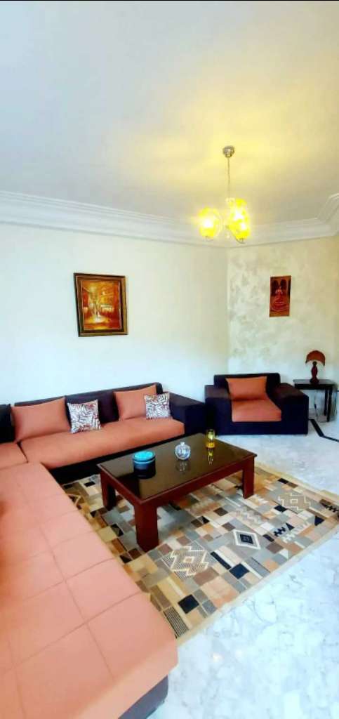 S1 meublé Ennasr2 haut standing pour étranger 