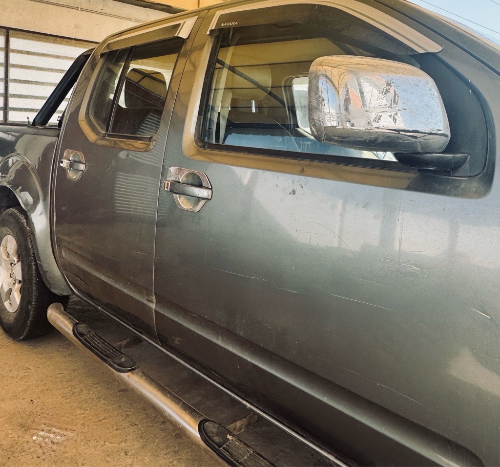 Nissan navara D40 