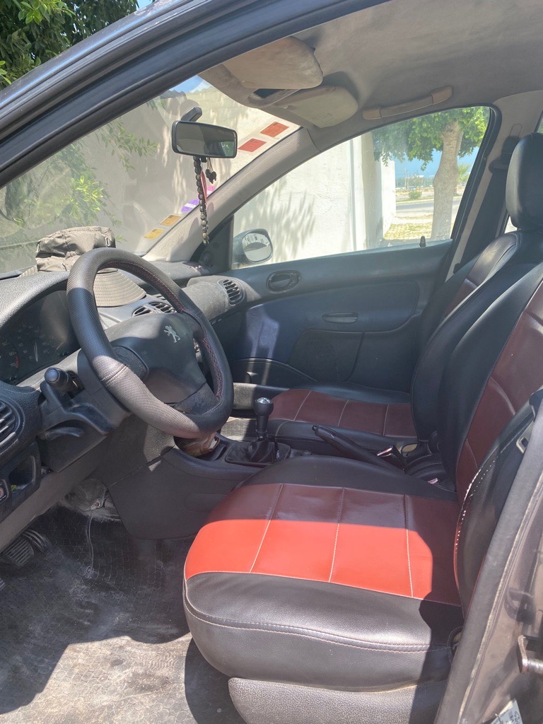Une belle 206 à vendre 