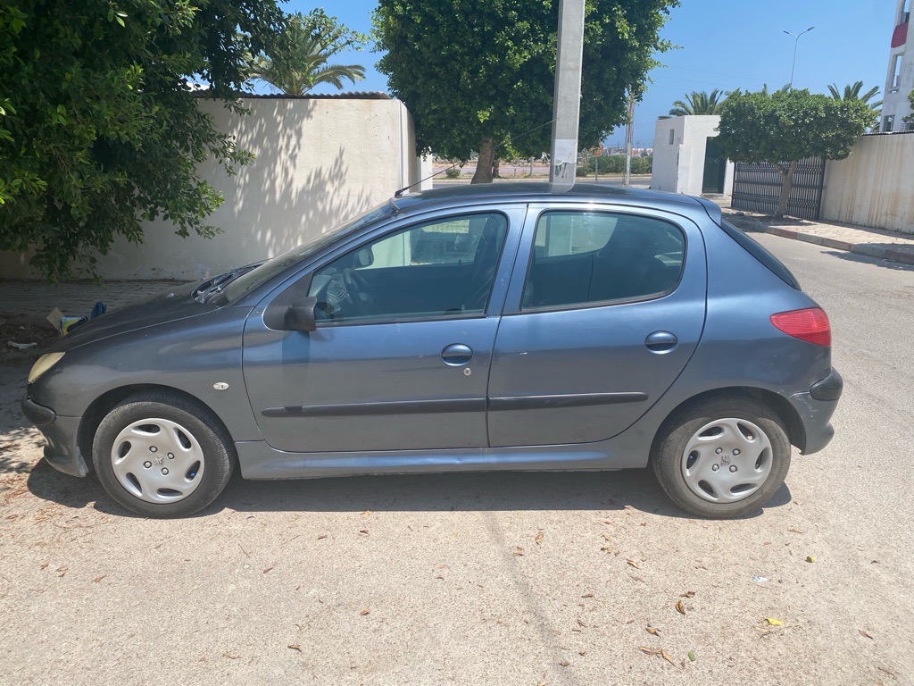 Une belle 206 à vendre 